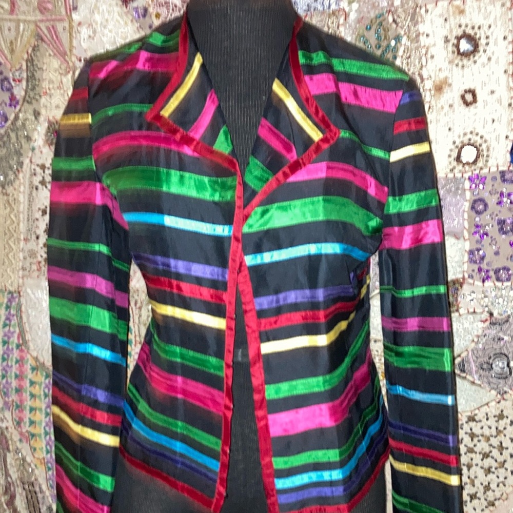 100% Silk Shell 100% Polyester Liming 6 hopk closure